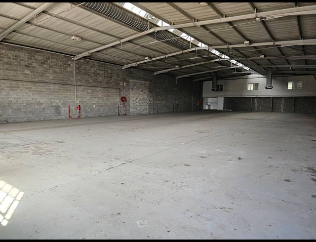 994M² FACTORY TO LET IN KYA SANDS